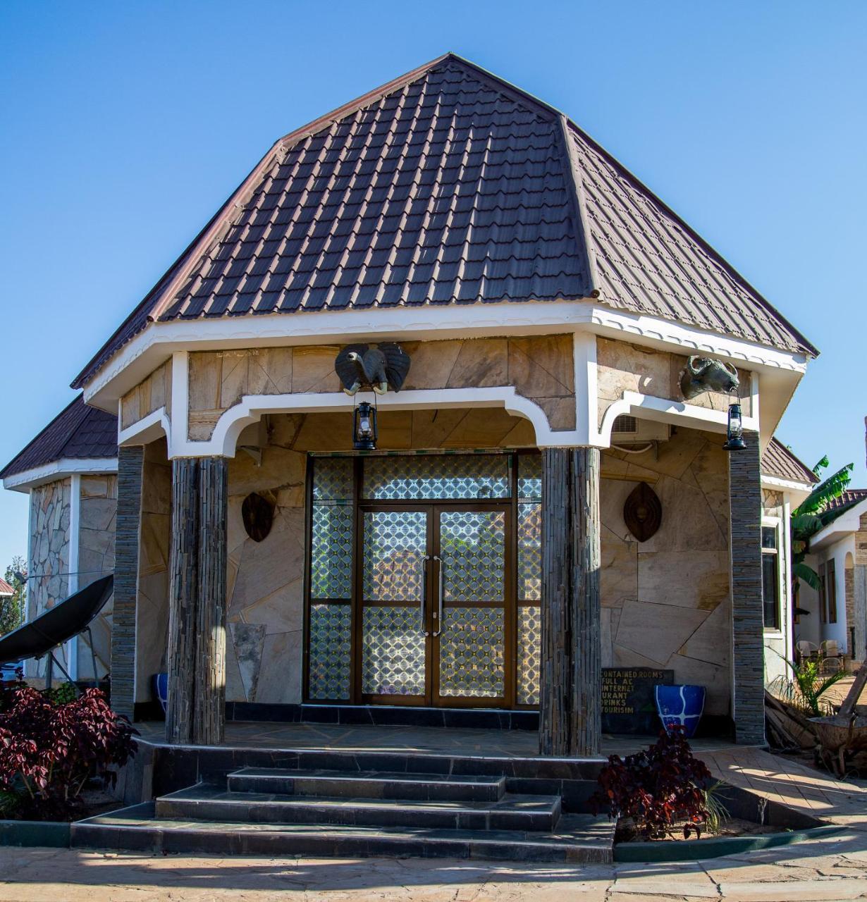 Asmorein Hotel Babati المظهر الخارجي الصورة